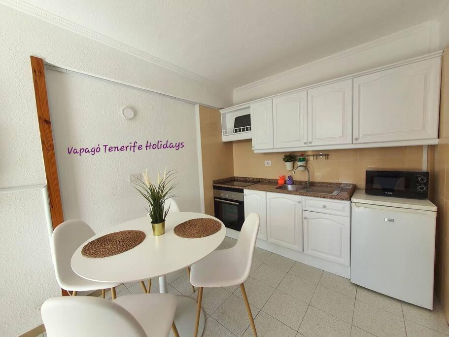Lovely Apartment In Costa Adeje By Vapago Tenerife Playa Feñabe Extérieur photo